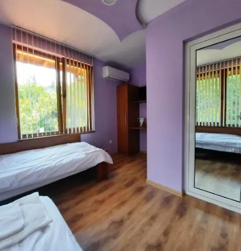 райчевата къща - Kiustendił